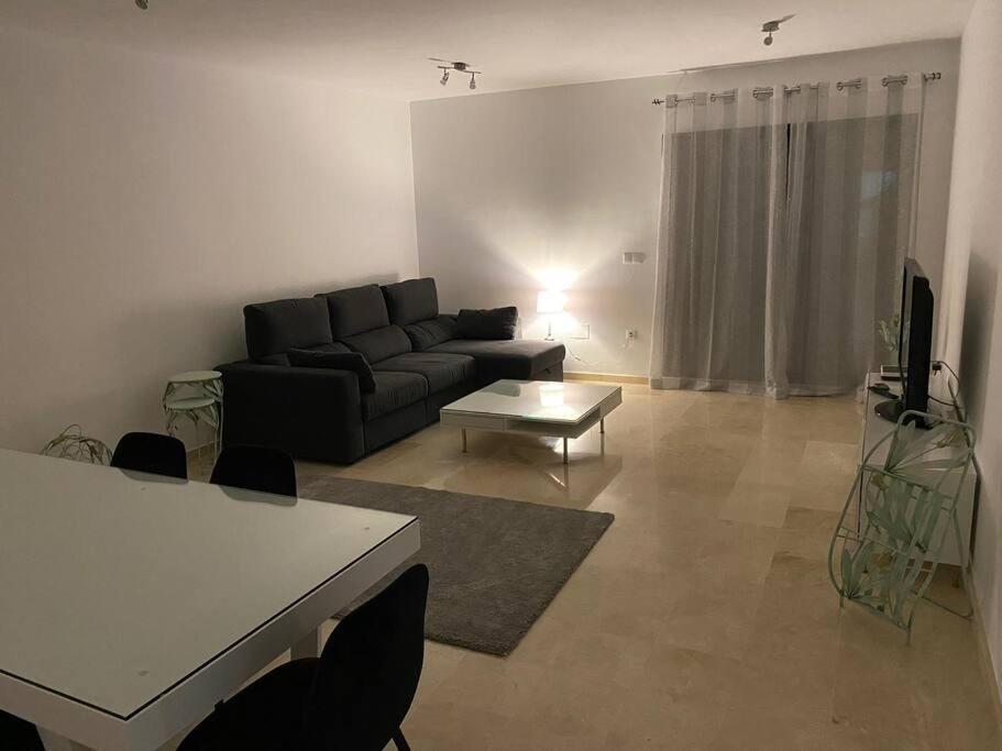 Apartamento 3 Bed With Pool And Parking