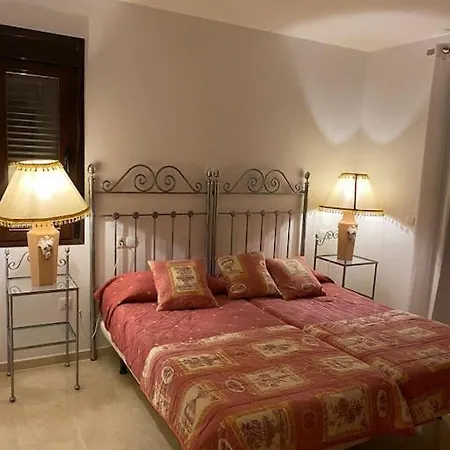 Central Estepona 3 Bed Apt With Pool And Parking Exterior photo