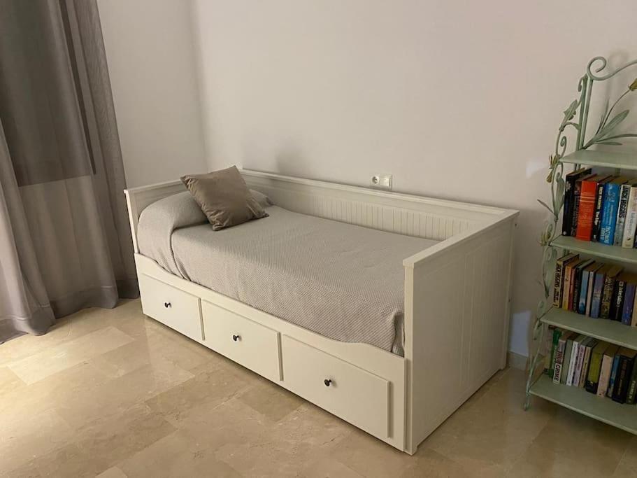 3 Bed With Pool And Parking