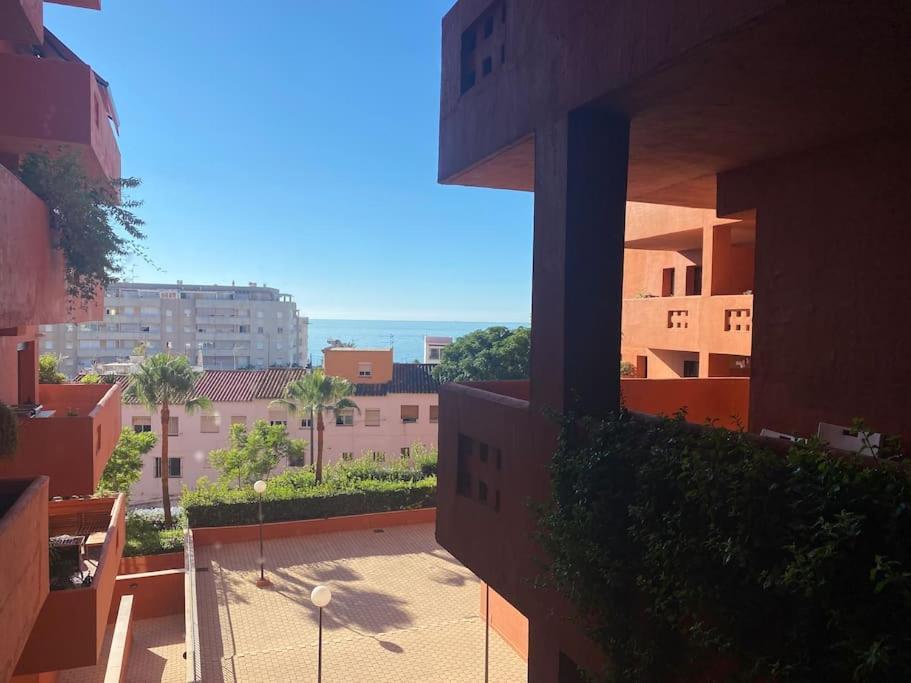 3 Bed With Pool And Parking Appartement Estepona